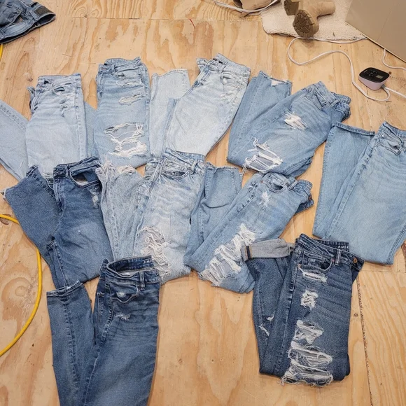 American Eagle. All size 8. - Picture 2 of 6